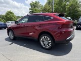 Used 2023 Toyota Venza XLE image 5