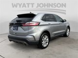 Used 2022 Ford Edge Titanium image 5