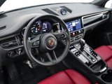 Certified 2025 Porsche Macan image 4