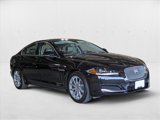 Used 2015 Jaguar XF Premium image 3