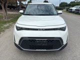 Used 2023 Kia Soul LX w/ LX Technology Package image 2