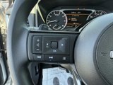 Used 2023 Nissan Rogue SV image 5