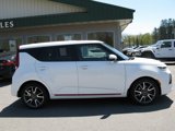 Used 2021 Kia Soul Turbo image 3
