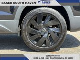 Used 2024 Volkswagen Taos SE w/ Panoramic Sunroof Package image 4