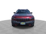 Used 2019 Jeep Cherokee Trailhawk image 3