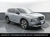 Used 2021 Nissan Rogue Platinum image 3