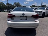 Used 2019 Volkswagen Passat 2.0T Wolfsburg image 6