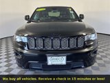 Used 2019 Jeep Grand Cherokee Altitude image 3