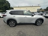 Used 2023 Nissan Rogue SV w/ SV Premium Package image 2