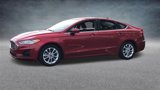 Used 2020 Ford Fusion SE image 2