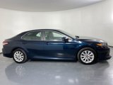 Used 2018 Toyota Camry LE image 4