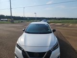 Used 2020 Nissan Versa SR image 2