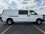 Used 2016 Chevrolet Express 3500 Extended image 4