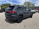 Used 2017 Jeep Grand Cherokee Altitude image 2