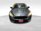 Used 2017 Ford Focus SE image 2