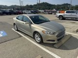 Used 2015 Ford Fusion SE image 3