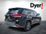 Used 2019 Toyota Highlander XLE image 3