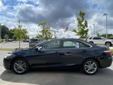 Used 2015 Toyota Camry SE image 5