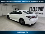 Used 2023 Toyota Camry SE image 3