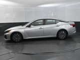 Used 2024 Nissan Altima 2.5 SV image 2