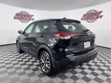 Used 2021 Nissan Kicks SV image 5