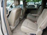 Used 2015 Chrysler Town & Country Touring w/ Driver Convenience Group image 4