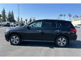 Used 2020 Nissan Pathfinder S image 3