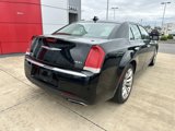 Used 2018 Chrysler 300 Limited image 5