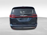 Used 2022 Chrysler Pacifica Touring-L image 4