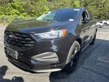 Used 2024 Ford Edge SE w/ Black Appearance Package image 2