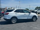 Used 2019 Chevrolet Equinox LS w/ LS Convenience Package image 4