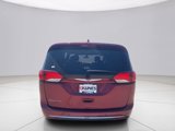 Used 2018 Chrysler Pacifica Touring-L image 5