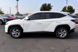 Used 2023 Hyundai Tucson SE image 2