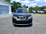 Used 2015 Nissan Rogue SV image 2