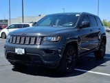 Used 2018 Jeep Grand Cherokee Altitude image 2