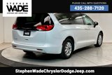 Certified 2023 Chrysler Voyager LX image 5