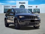 Used 2019 Jeep Grand Cherokee Laredo image 2