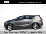 Used 2017 Kia Sorento LX image 2