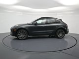Used 2025 Porsche Macan image 2