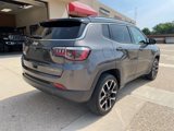 Used 2017 Jeep Compass Limited w/ Navigation Group image 5