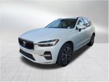 Certified 2022 Volvo XC60 B5 Momentum image 2