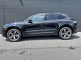 Certified 2024 Porsche Macan image 2