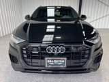 Used 2022 Audi Q8 Prestige image 5