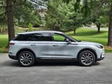 New 2025 Lincoln Corsair AWD w/ Equipment Group 101A image 2