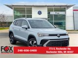 New 2025 Volkswagen Taos SE image 1