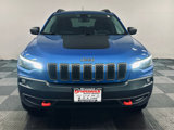 Used 2019 Jeep Cherokee Trailhawk image 2