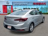 Used 2020 Hyundai Elantra SEL image 2