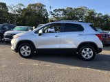Certified 2022 Chevrolet Trax LT w/ LT Convenience Package image 3