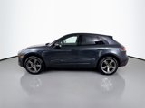 Certified 2025 Porsche Macan image 2