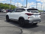 Used 2022 Kia Seltos Nightfall Edition image 4